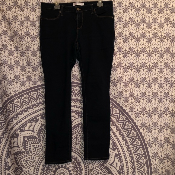 No Boundaries Dark Wash Jeans - Picture 2 of 5